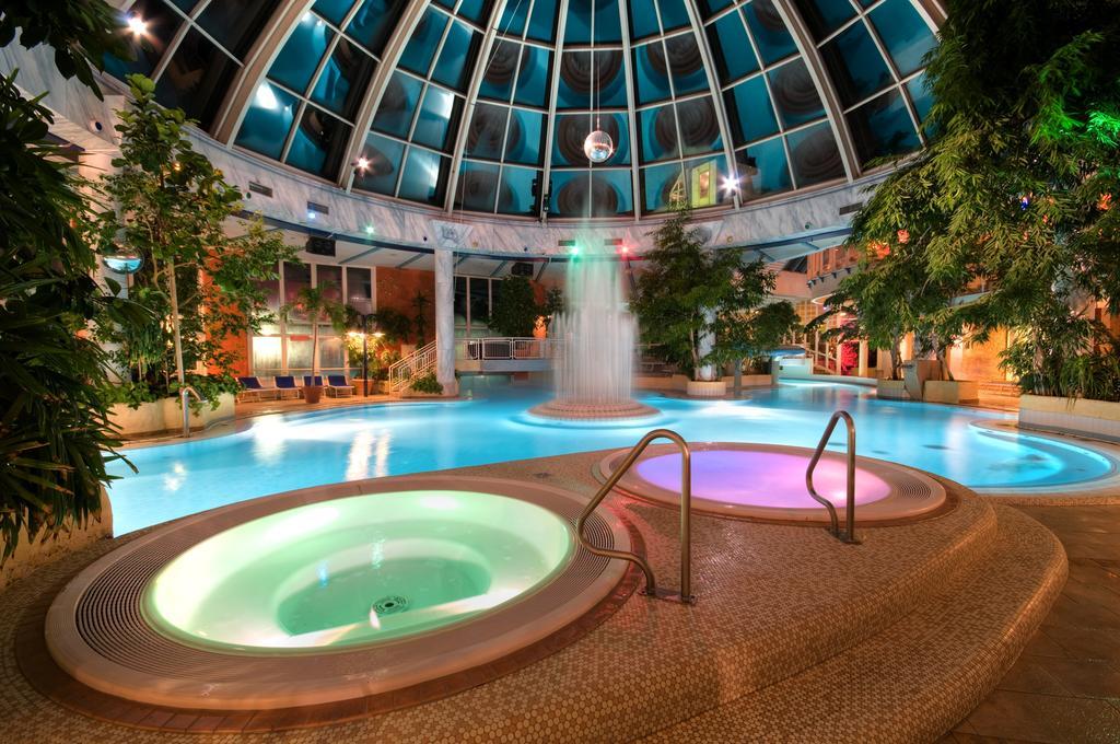Vital Hotel Westfalen Therme Wellness Resort & Spa Bad Lippspringe Facilidades foto